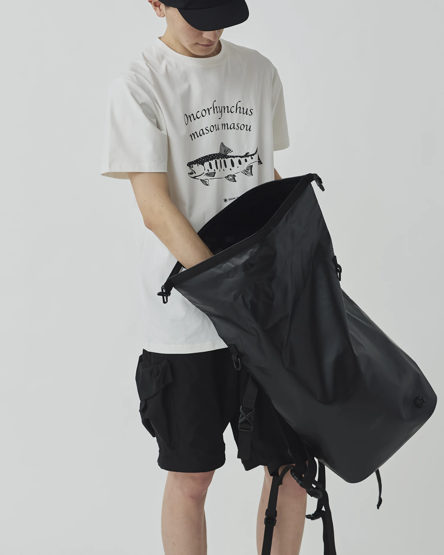 Snow Peak x Toned Trout Guide Dry Pack 30L – Black Waterproof Rolltop Backpack 7 Snow Peak x Toned Trout Guide Dry Pack 30L – Black Waterproof Rolltop Backpack - Image 5