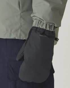 FR Down Mittens - Fire-Resistant Aramid & Water-Repellent Insulated Winter Mitts -Snow Peak Shop AC 24AU003 Black switch2 515Wx515H jpeg