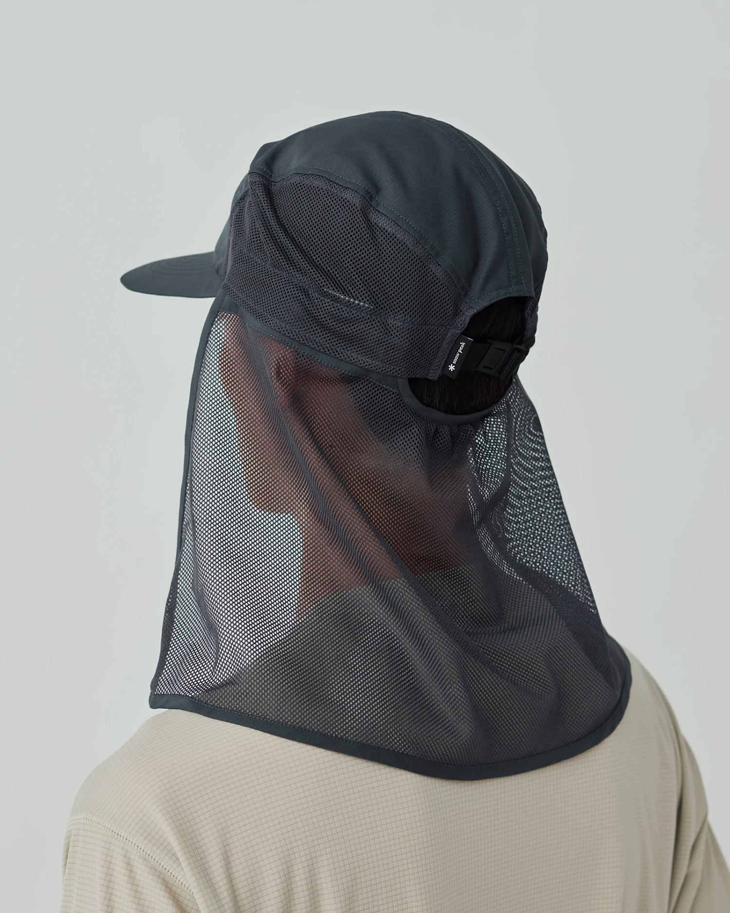 Insect Shield Mesh Cap in Charcoal Grey – Lightweight Removable Shade Outdoor Performance Hat 11 Insect Shield Mesh Cap in Charcoal Grey – Lightweight Removable Shade Outdoor Performance Hat - Image 9