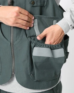 Takibi Fire-Resistant Utility Vest - Aramid Cotton Oversized Camping Gear -Snow Peak Shop JK 22AU102 alt 05