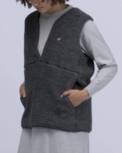 Oatmeal Heather Shetland Wool Fleece Vest – V-Neck Quarter-Zip Layering Pullover -Snow Peak Shop JK 22AU109 alt 05