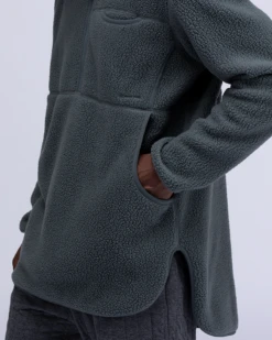 Snow Peak Light Grey Thermal Boa Fleece Pullover – Recycled Thermal Pro Henley -Snow Peak Shop SW 22AU011 alt 05