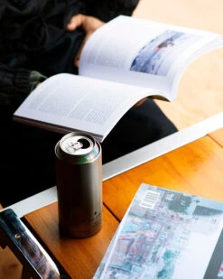 Snow Peak Shimo Can Cooler In 500ml -Snow Peak Shop can cooler 500 tw 505 lifestyle 02 web