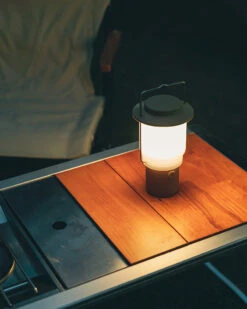 Snow Peak Home & Camp Lantern 22 Snow Peak Home & Camp Lantern -Snow Peak Shop es 080 bk lifestyle 10