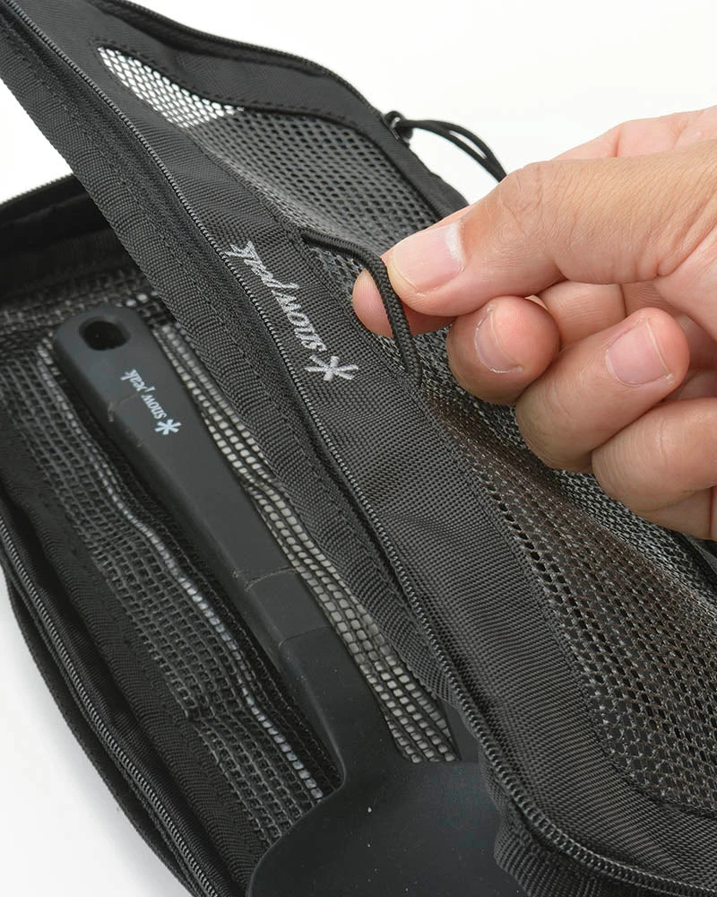 Snow Peak Kitchen Mesh Case S – Black Nylon & Mesh Portable Utensil Storage Bag 7 Snow Peak Kitchen Mesh Case S – Black Nylon & Mesh Portable Utensil Storage Bag - Image 5