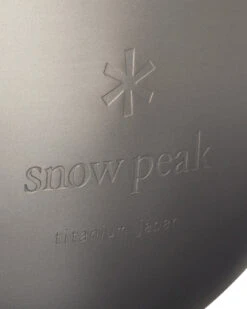 Snow Peak Titanium Curved Flask -Snow Peak Shop titanium curved flask t 015 alt 03
