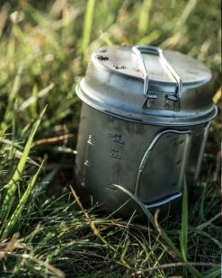 Snow Peak Trek 900 Titanium Cookset - 30 fl oz Ultralight Backpacking Pot and Pan -Snow Peak Shop titanium trek 900 scs 008t lifestyle 06