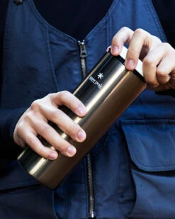 Snow Peak Kanpai Bottle 500ml - Stainless Steel Vacuum Insulated Flask with 3 Lids -Snow Peak Shop tw 071r system bottle 500ml lifestyle 11 1