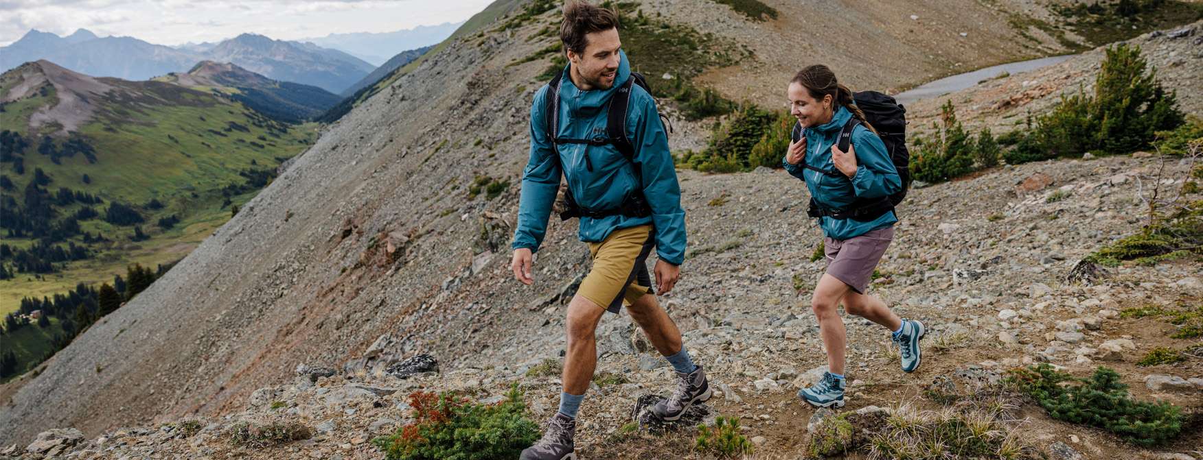 Snow Peak Shop -Snow Peak Shop SS24 Helly Hansen what to wear